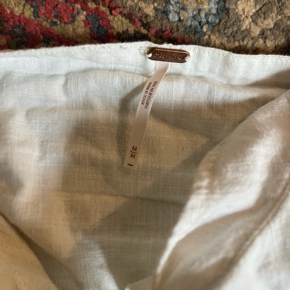 Final price 🍓Free People embroidered top - Picture 4 of 4